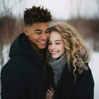 amoroso Adolescente interracial Pareja es disfrutando un romántico invierno día ai generativo foto