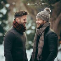 amoroso homosexual Pareja es disfrutando un romántico invierno día ai generativo foto