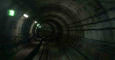 lapso de tiempo de subterraneo tren en el ruta video