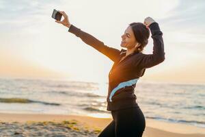 woman doing sports in morning photo