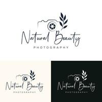 natural lujo firma y fotografía logo vector