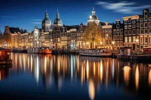 Ámsterdam, Países Bajos. hermosa ver de Amsterdam canal a noche. Amsterdam ciudad iluminado edificio y canal a noche, Países Bajos, ai generado foto