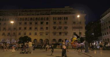 nacht leven Aan hoofd stad plein video