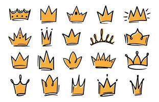 mano dibujado dorado coronas pintada estilo real garabatos, real corona y lujo corona símbolo vector íconos conjunto