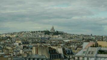 laps de temps de Paris panorama sur nuageux journée video