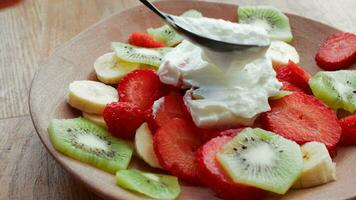 Fruit salad with greek yogurt video