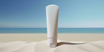 blanco vacío blanco el plastico tubo. protector solar loción en un arenoso playa, verano composición con Gafas de sol, azul mar como fondo, Copiar espacio. verano vacaciones y piel cuidado concepto, ai generativo foto