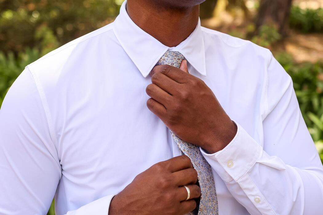 advocate neck tie