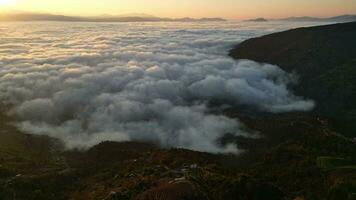 bovenstaand de wolken, dar in Nepal video