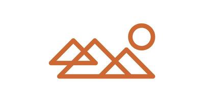 montaña inspirado logo diseño hecho en un resumen y minimalista estilo. vector