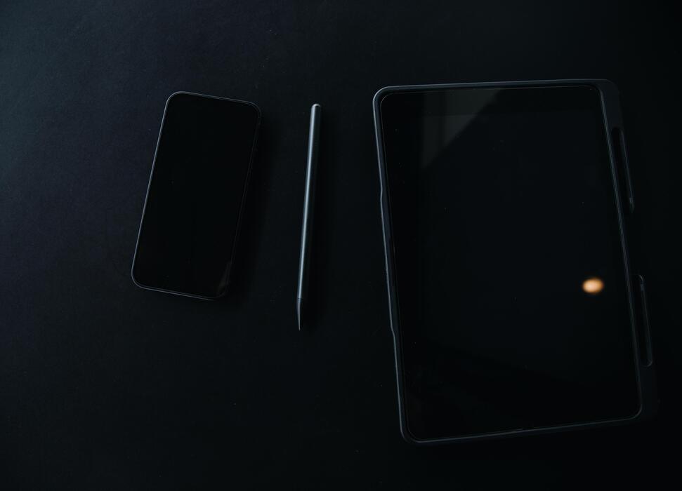 Smartphone Tablet Stock Photos, Images and Backgrounds for Free Download