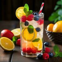 glacial y refrescante limonada con rebanado Fruta foto