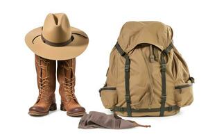 viaje conjunto aislado en blanco antecedentes. sombrero, mochila y botas. neural red ai generado foto