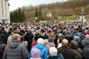 TERNOPIL, UKRAINE - APRIL 2, 2023 Many people during mission in complex of Ukrainian Jerusalem in the Mari spiritual center of Zarvanytsia In the Terebovlya district of the Ternopil photo