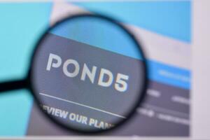 Homepage of pond5 website on the display of PC, url - pond5.com. photo
