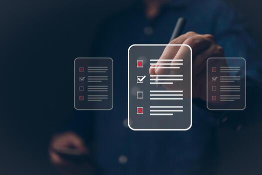 hombre elige cuestionario con caja, encuesta formar en línea, responder preguntas en el examen de prueba negocio Lista de Verificación y relleno encuesta formar en línea utilizando tecnología para educación, aprendiendo. foto