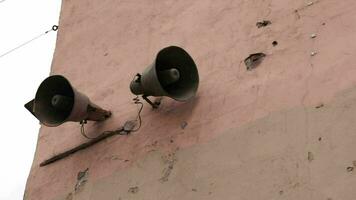 högtalare på de vägg i Sankt Petersburg, ryssland video