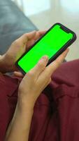 Using phone green screen at home, green screen video