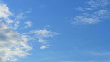 Beautiful cumulus clouds in the blue sky. natural background photo