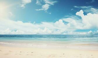 tranquilo playa escena con dorado luz de sol. creado con ai foto