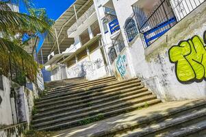 puerto escondido oaxaca mexico 2023 típico hermosa vistoso turista calle acera ciudad puerto escondido México. foto