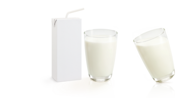 Milch im ein Glas und ein leeren Milch Karton zum Text. png transparent