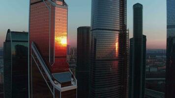 Sunset reflected in a mirror skyscraper video