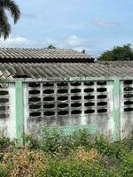 old abandoned house in the city photo