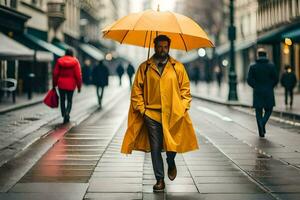 un hombre en un amarillo impermeable caminando abajo un calle. generado por ai foto