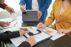 team of UI UX web designer are working together to develop mobile responsive websites with UI UX front end designer previews, UI UX web development ideas, front end designer. application development photo