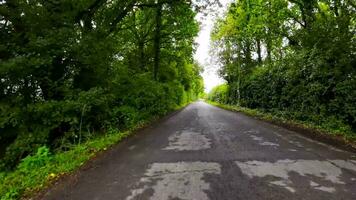 verano la carretera viaje mediante el Inglés campo video