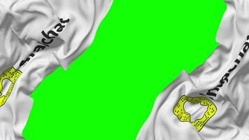Snapchat bandiera agitando su lati, isolato con urto struttura, 3d rendering, verde schermo, alfa Opaco video