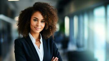 confidente africano americano mujer de negocios en elegante trabajo atuendo, ai generativo foto