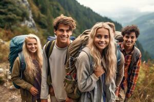 un grupo de joven amigos explorador el genial al aire libre,generativo ai foto