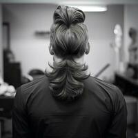 man hair style from back side photo