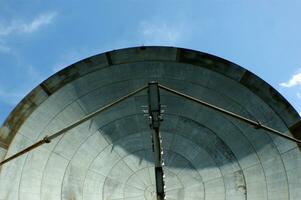 old and large disused radio antennas photo