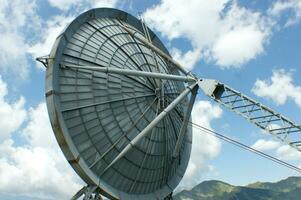 old and large disused radio antennas photo