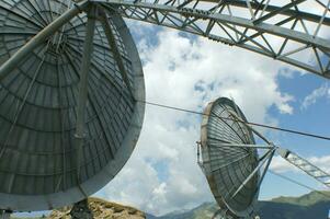 old and large disused radio antennas photo