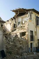 fotográfico documentación de el devastador terremoto en central Italia foto