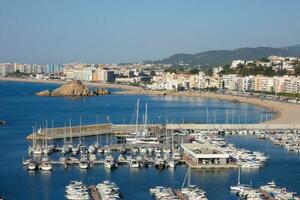 centro de deportes acuáticos y pescar Puerto en el pueblo de blanes en el catalán costa. foto