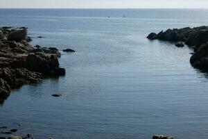 camino de ronda en la costa brava catalana, s'agaro, españa foto