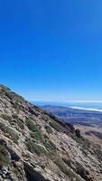 se från de kabel- bil på montera teide på de kanariefågel ö av teneriffa. video