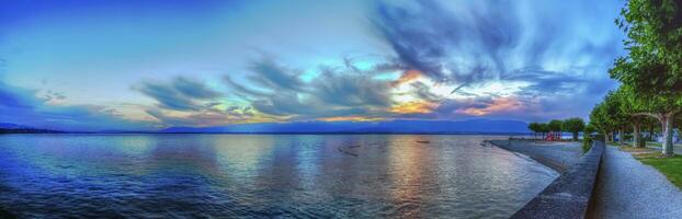 hermandad pueblo junto al lago, Ginebra, Suiza, hdr foto