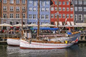 vistoso edificios de nyhavn en Copenhague, Dinamarca foto