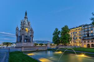 Brunswick Monumento por noche, Ginebra, Suiza, hdr foto