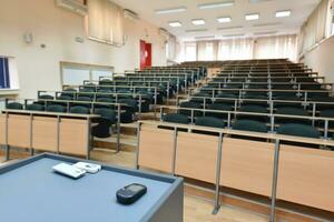 vista de aula vacía foto