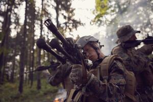 Soldier Woman as a Team Leader photo