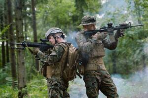 Soldier Woman as a Team Leader photo