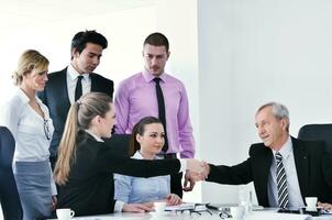 grupo de personas de negocios en reunión foto