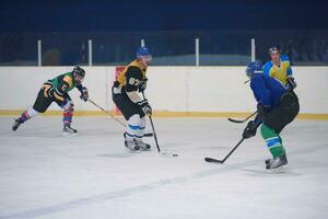 jugadores de hockey sobre hielo foto